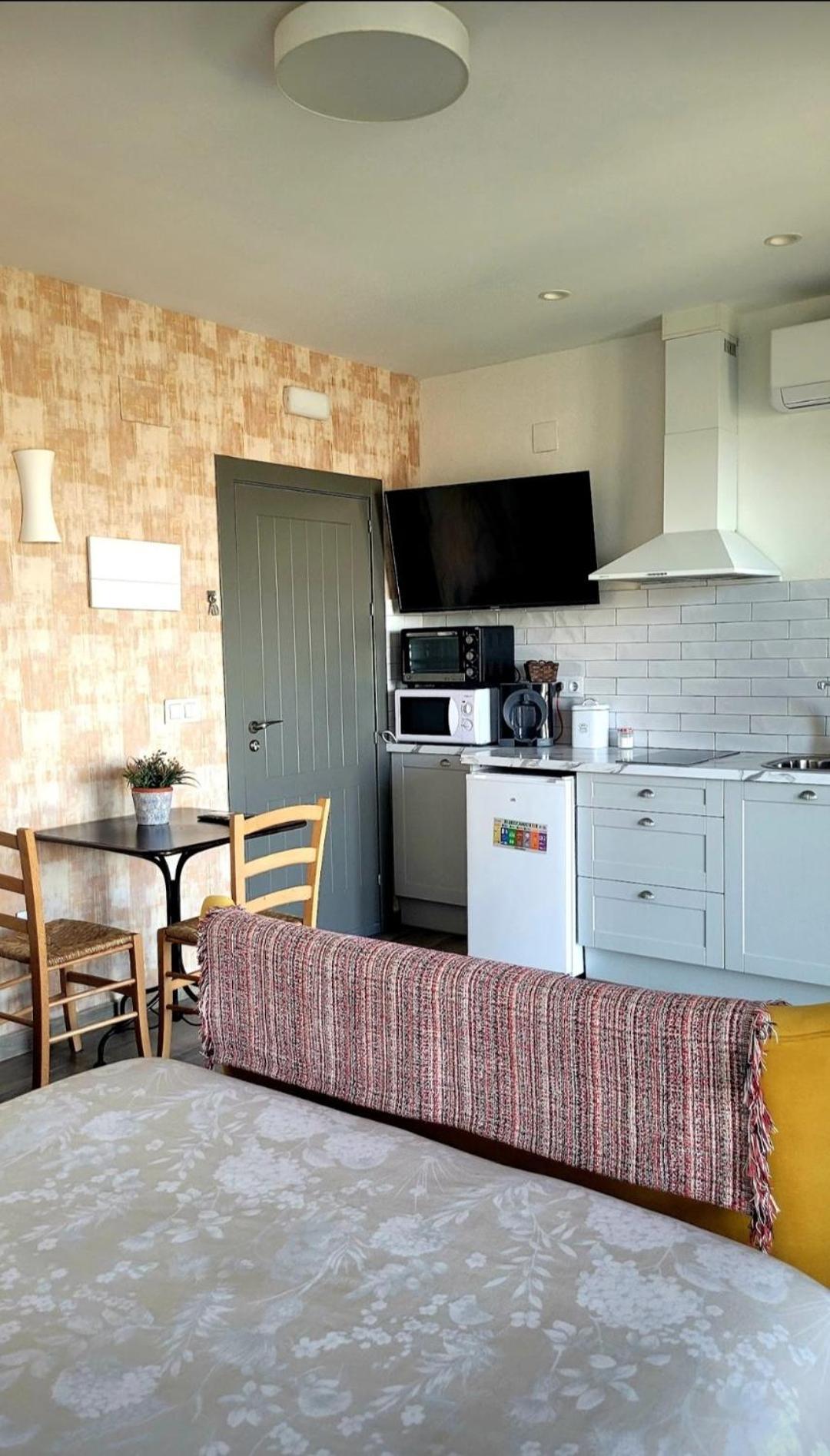 Casas Rurales Maribel - Complejo Moradas Del Cerro 2 - Suites Con Jacuzzi En Alcala Del Jucar Casas del Cerro Quarto foto