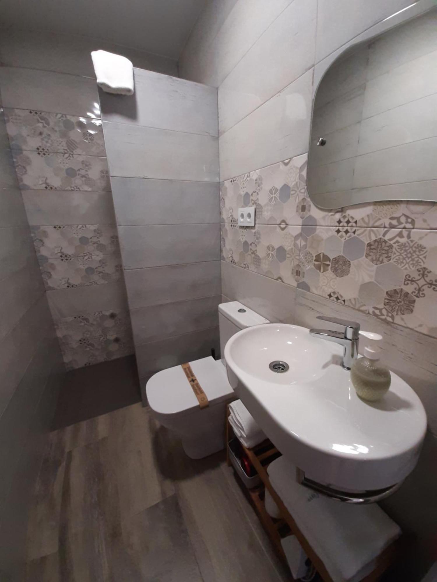 Casas Rurales Maribel - Complejo Moradas Del Cerro 2 - Suites Con Jacuzzi En Alcala Del Jucar Casas del Cerro Quarto foto